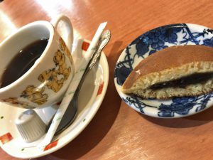 サンライズ加古川地下のわふく家のランチ定食の食後のコーヒー＆デザートはサービスだ